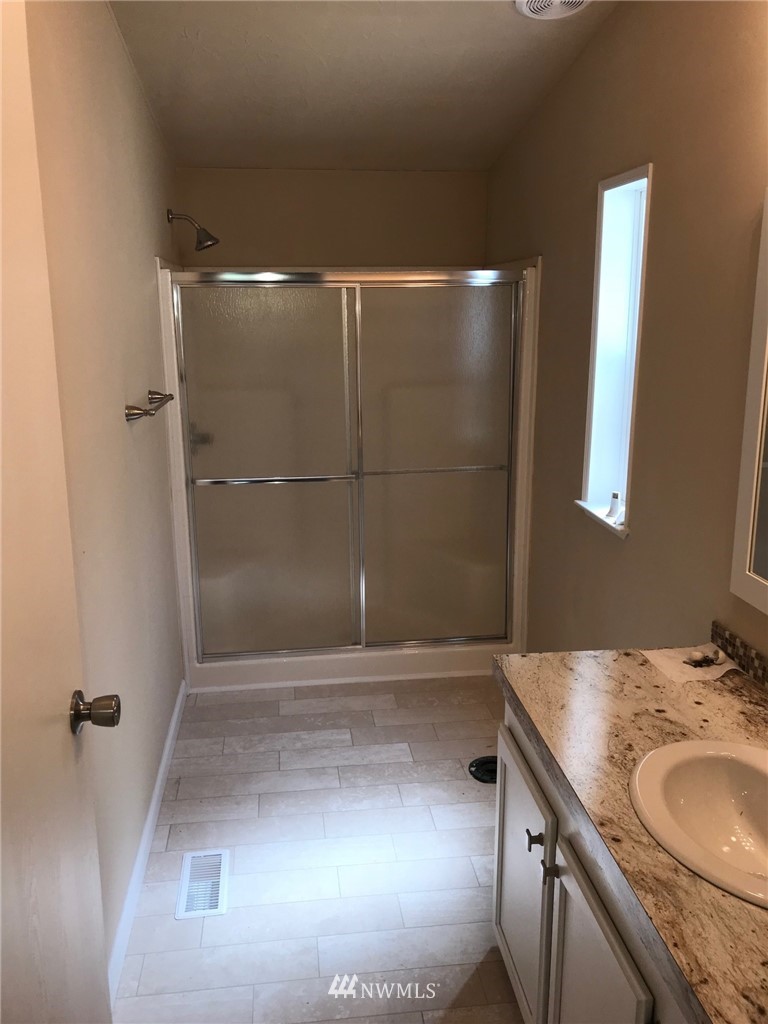 18011 Mi Lane Southwest Rochester, WA 98579 - Photo 11 of 22