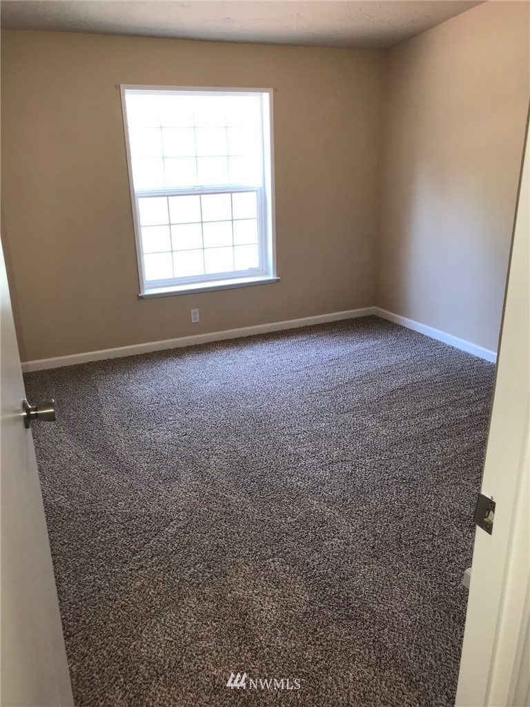 18011 Mi Lane Southwest Rochester, WA 98579 - Photo 13 of 22
