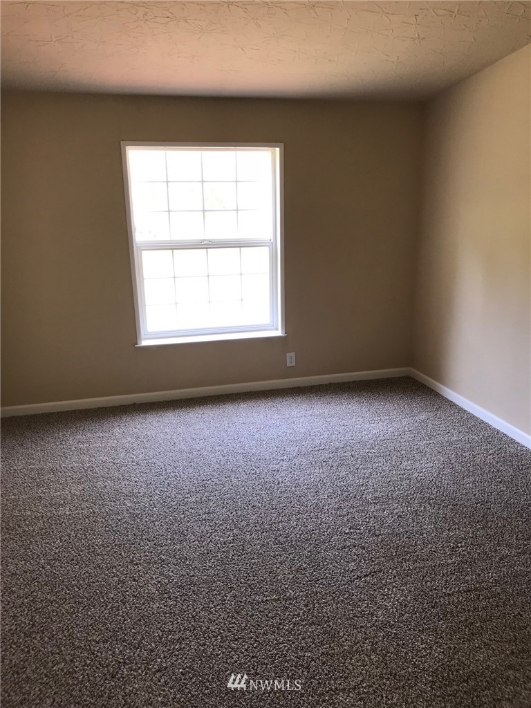 18011 Mi Lane Southwest Rochester, WA 98579 - Photo 14 of 22