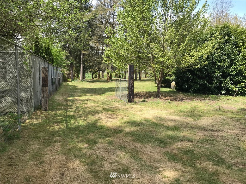 18011 Mi Lane Southwest Rochester, WA 98579 - Photo 20 of 22