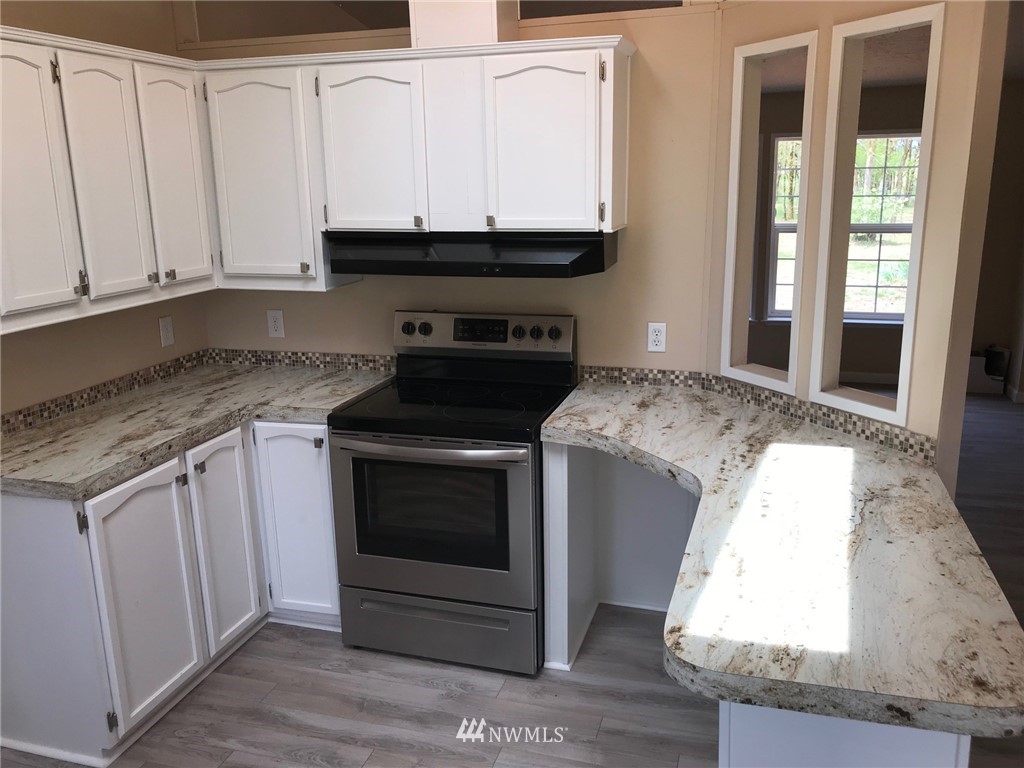 18011 Mi Lane Southwest Rochester, WA 98579 - Photo 5 of 22