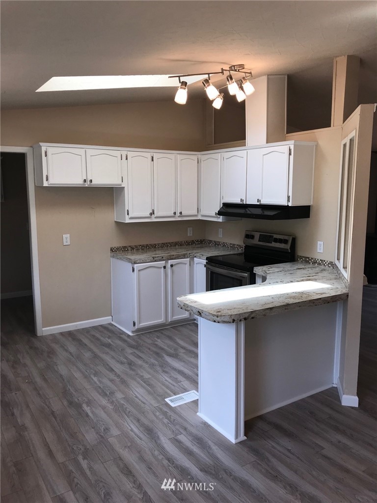 18011 Mi Lane Southwest Rochester, WA 98579 - Photo 6 of 22