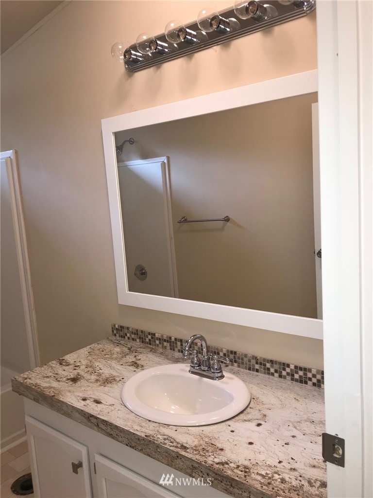 18011 Mi Lane Southwest Rochester, WA 98579 - Photo 8 of 22