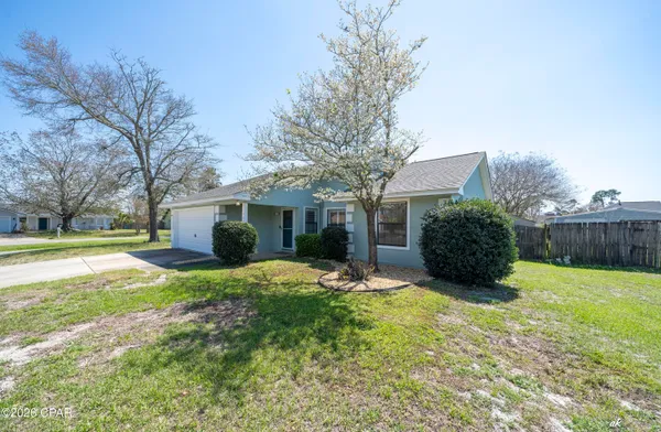 $2,300 | 307 Fan Palm Place, Panama City Beach, FL 32408