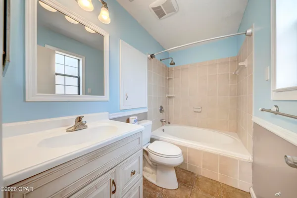 $2,300 | 307 Fan Palm Place, Panama City Beach, FL 32408