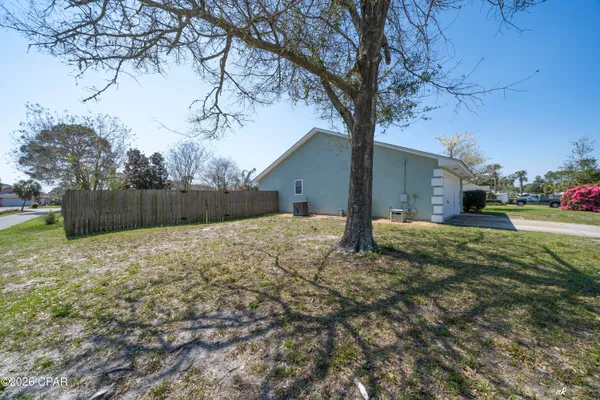 $2,300 | 307 Fan Palm Place, Panama City Beach, FL 32408