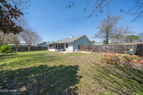 $2,300 | 307 Fan Palm Place, Panama City Beach, FL 32408