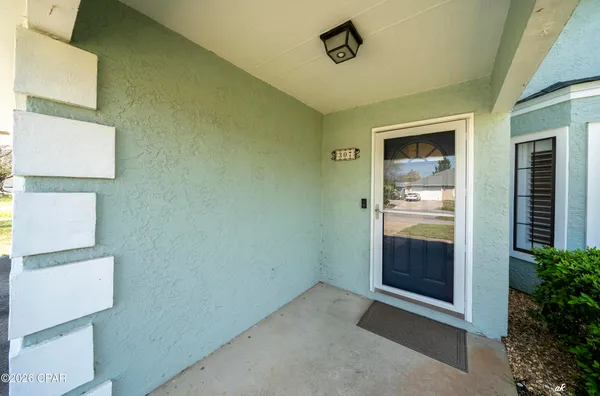 $2,300 | 307 Fan Palm Place, Panama City Beach, FL 32408