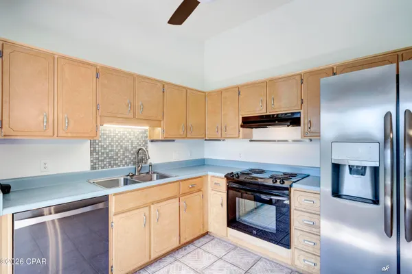 $2,300 | 307 Fan Palm Place, Panama City Beach, FL 32408