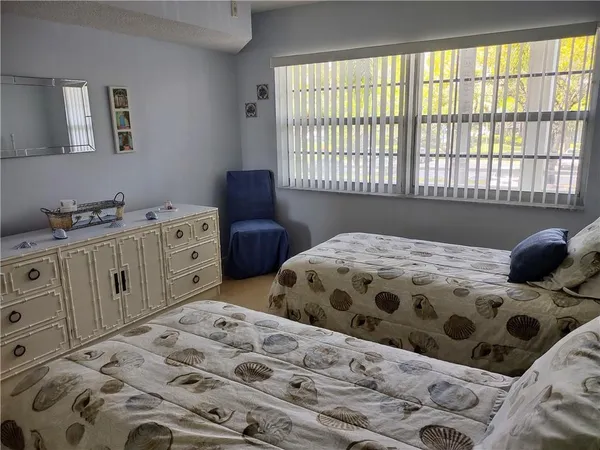 $2,500 | 804 Cypress Boulevard, Unit 208, Pompano Beach, FL 33069