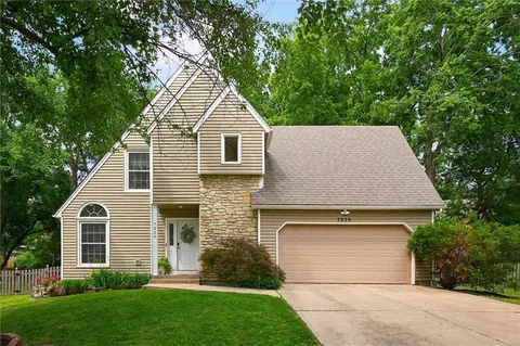$459,000 | 7929 West 113th Terrace, Overland Park, KS 66210