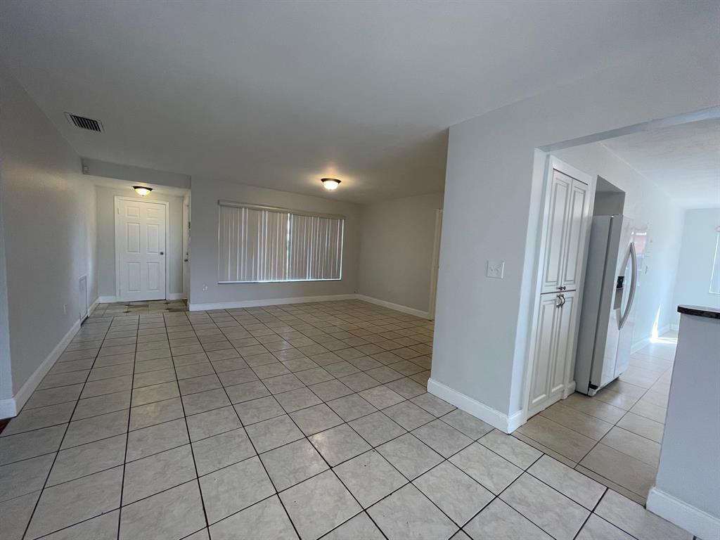 8510 Sunset Strip Sunrise, FL 33322 - Photo 6 of 21 a view of an empty room
