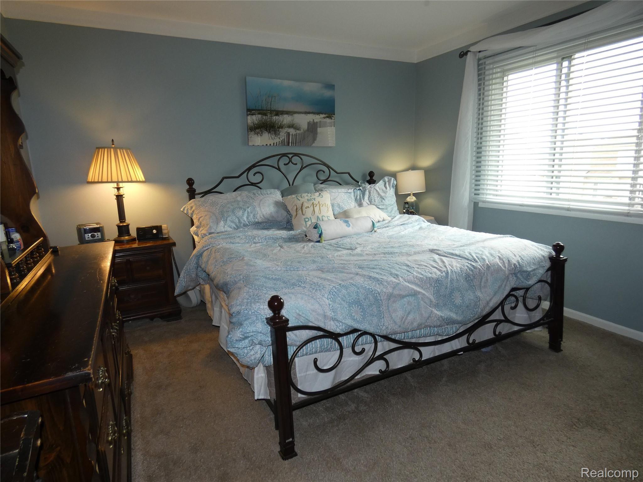 6462 Fox Hills Road Canton, MI 48187 - Photo 24 of 36 P1020410.JPG