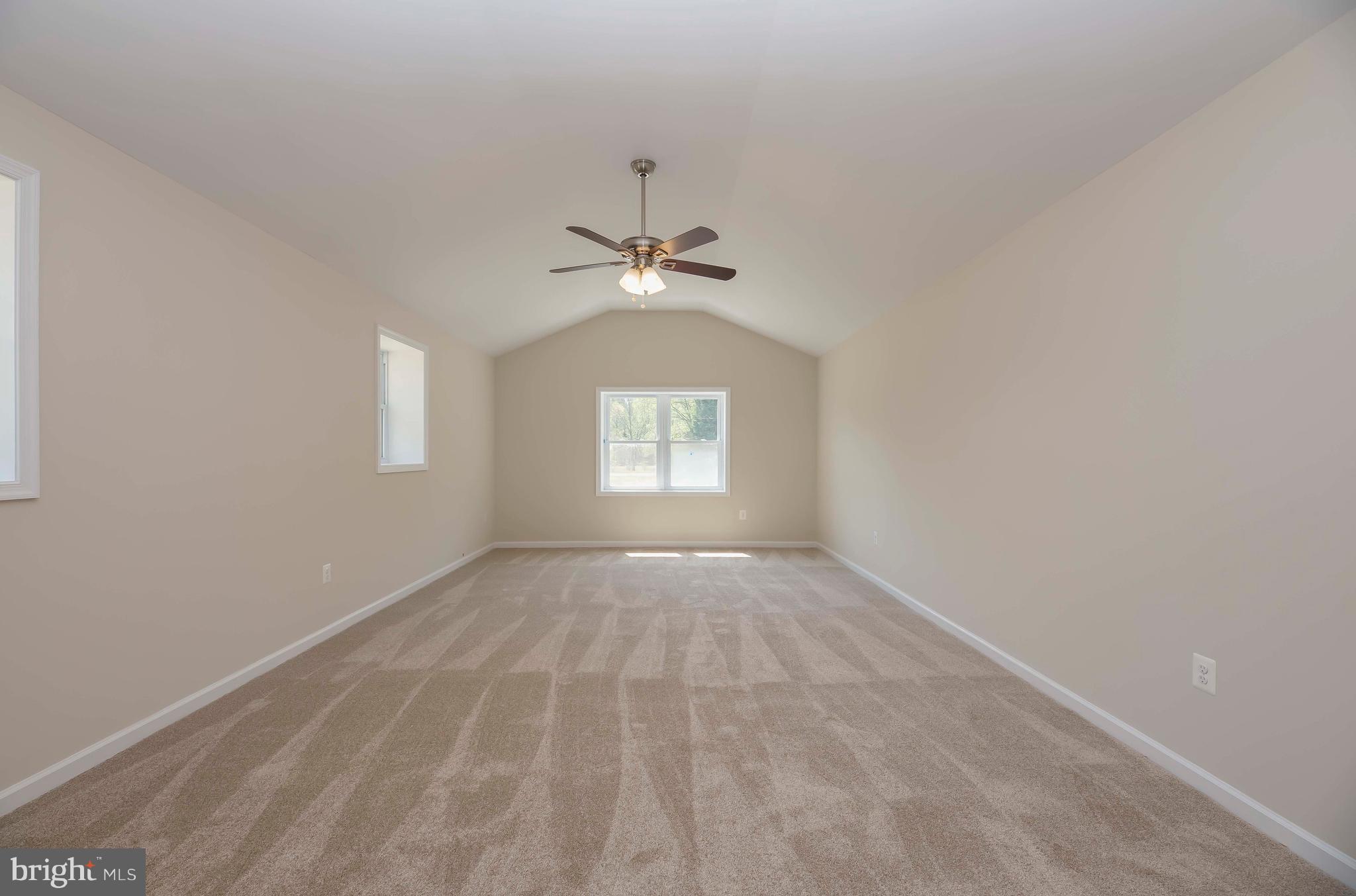 14363 Round Hill Road King George, VA 22485 - Photo 11 of 28 Family Room