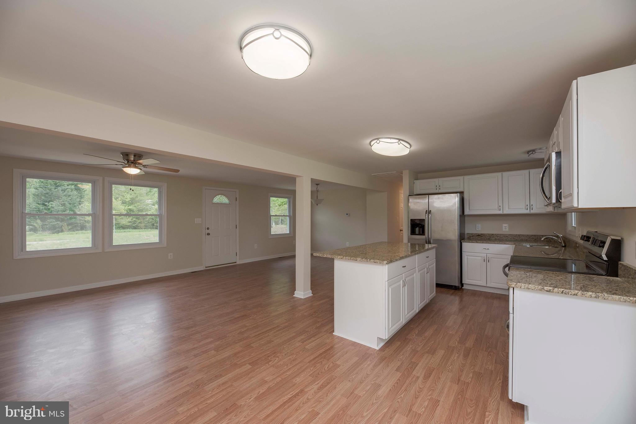14363 Round Hill Road King George, VA 22485 - Photo 6 of 28 Kitchen