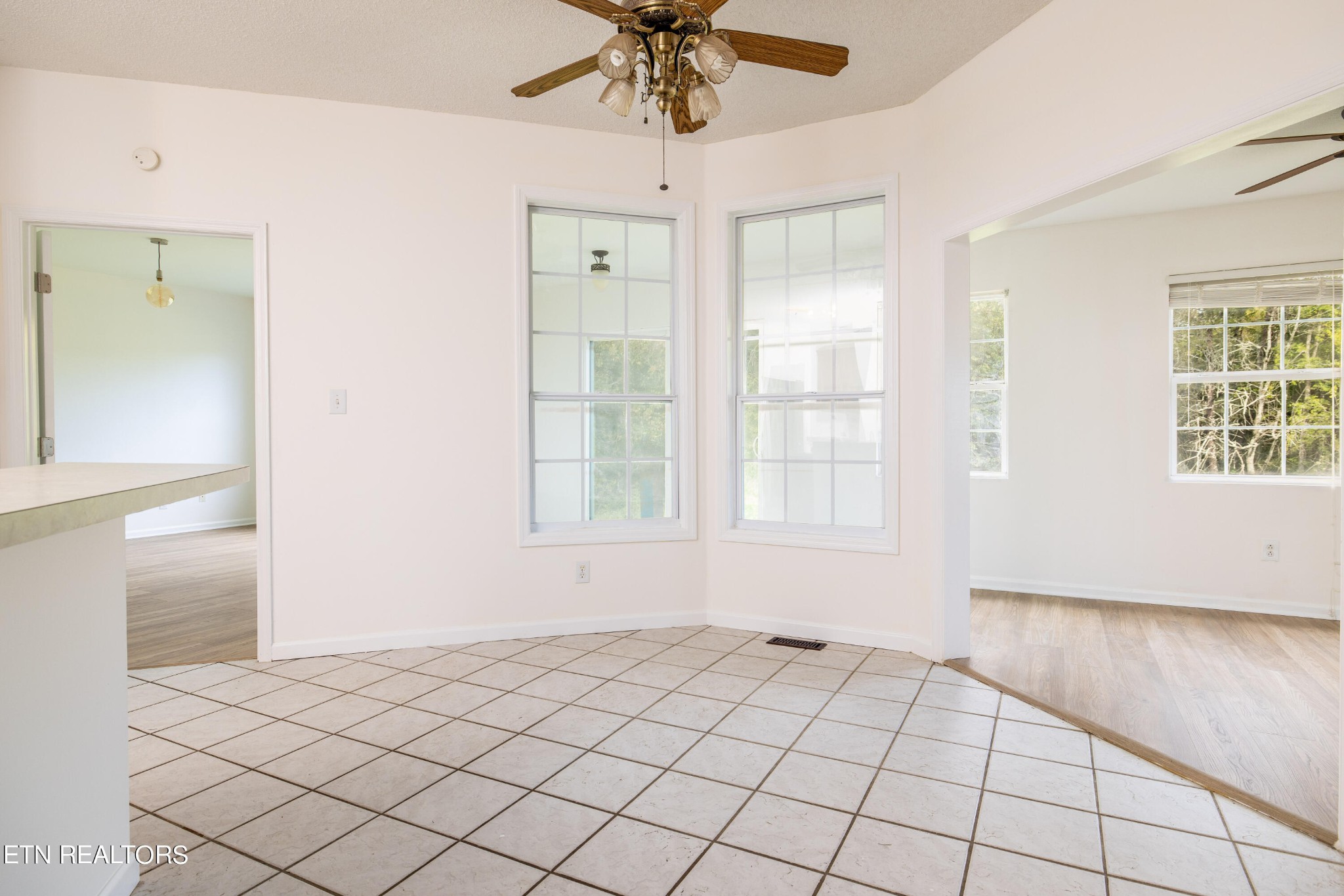 17254 Stockton Valley Road Philadelphia, TN 37846 - Photo 16 of 51 Gallery Image 16