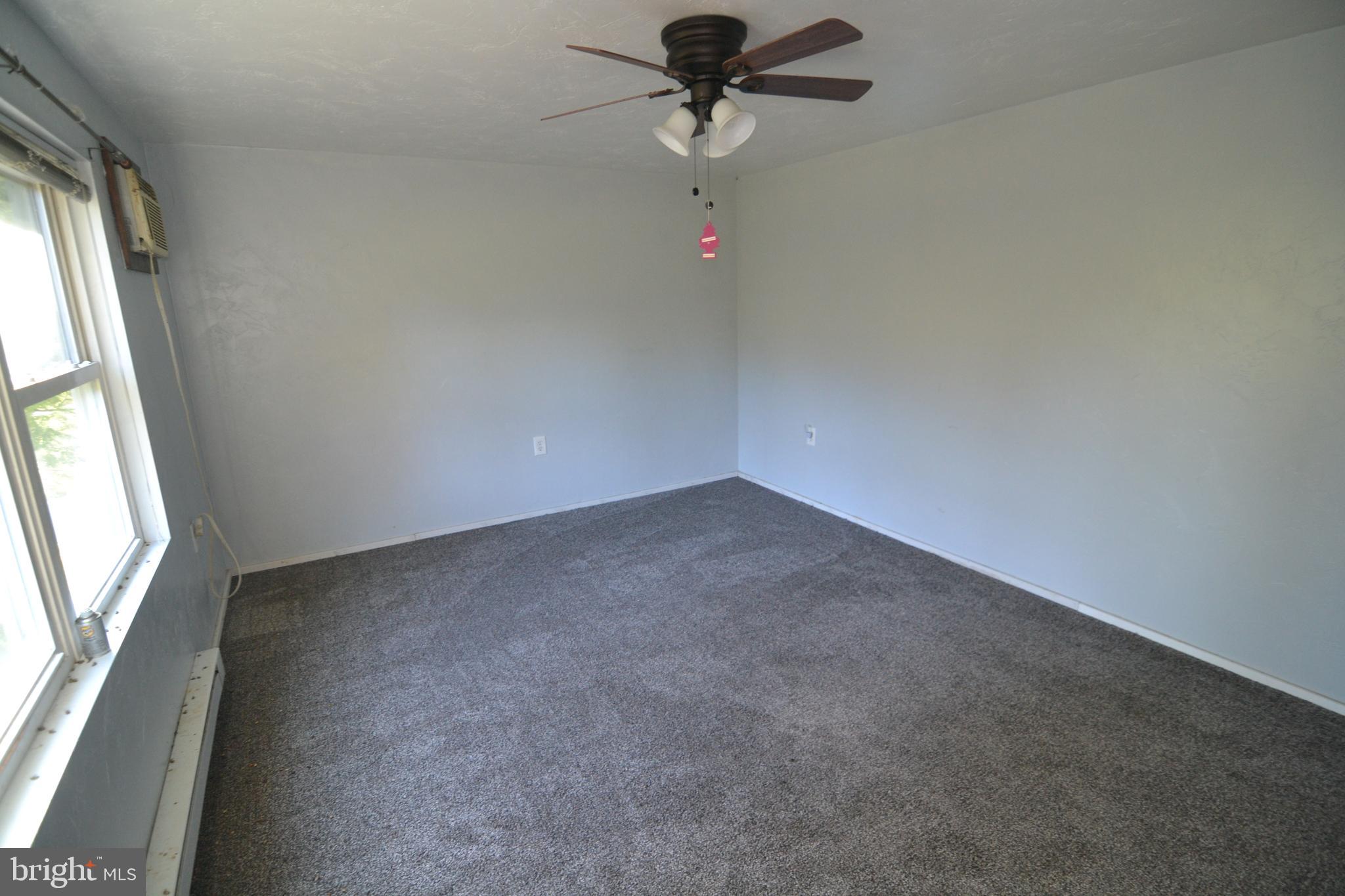 995 Cassel Road Manchester, PA 17345 - Photo 5 of 29 Gallery Image 5