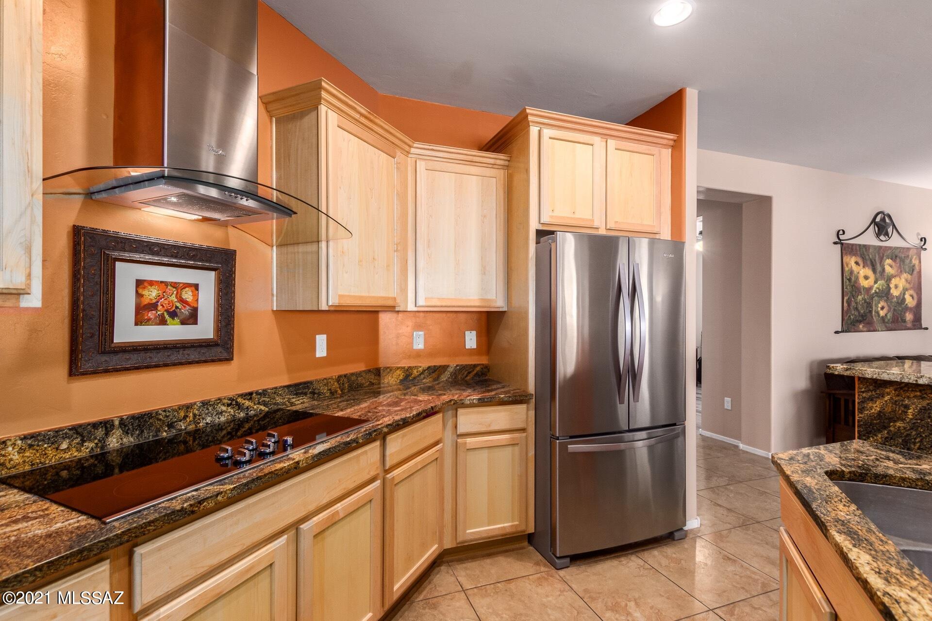 5609 South Sunrise Peak Road Tucson, AZ 85747 - Photo 10 of 39