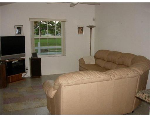 2507 Maniki Drive Riviera Beach, FL 33407 - Photo 4 of 15 Additional Photo