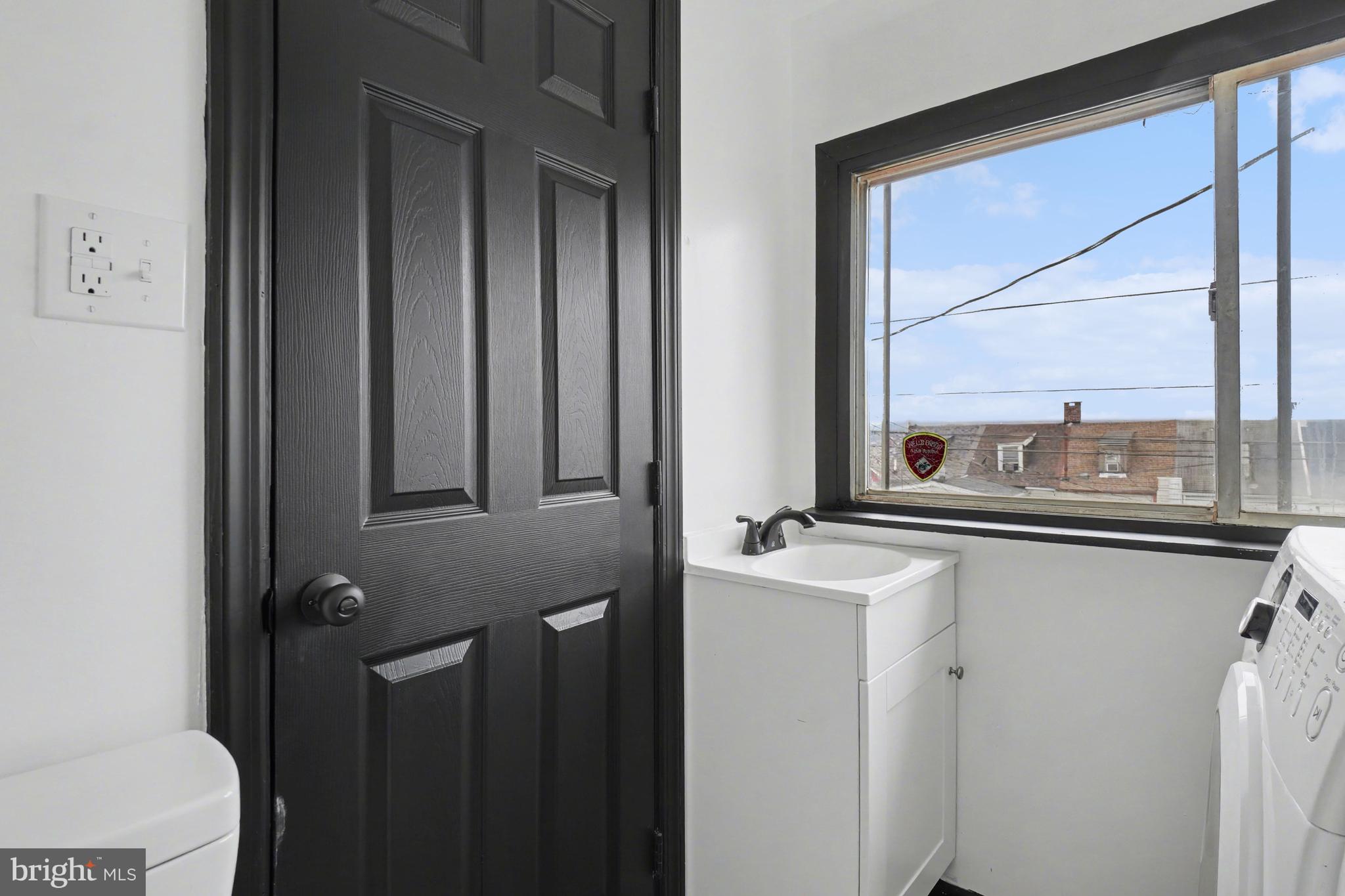 720 North 13th Street Reading, PA 19604 - Photo 9 of 32