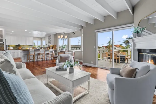 $1,725,000 | 523 Middlefield Drive, Aptos, CA 95003