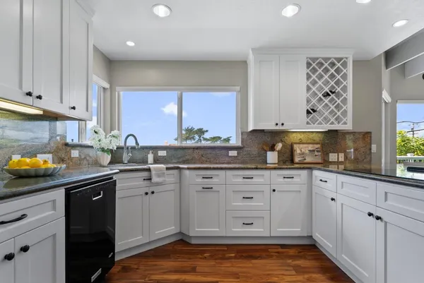 $1,725,000 | 523 Middlefield Drive, Aptos, CA 95003