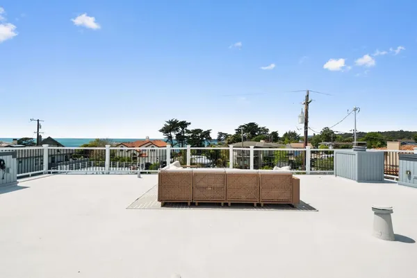 $1,725,000 | 523 Middlefield Drive, Aptos, CA 95003