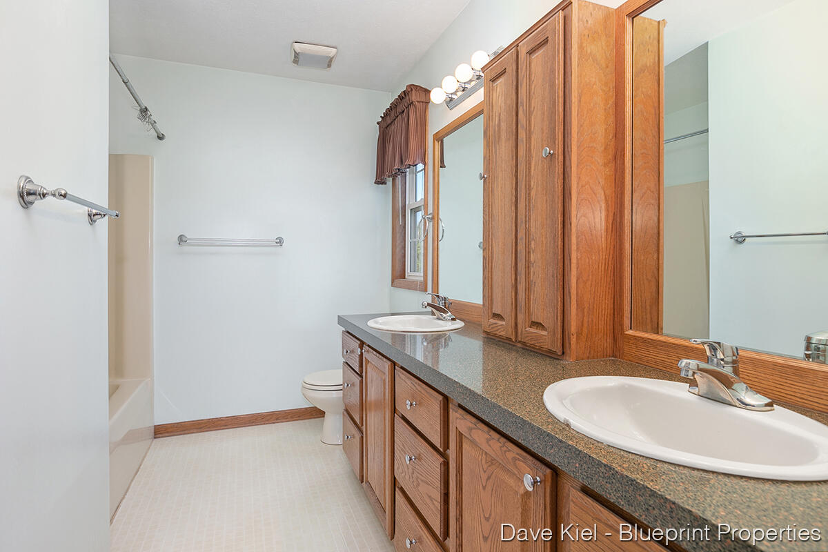 7200 Robertson Road Middleville, MI 49333 - Photo 15 of 47 IMG_1015