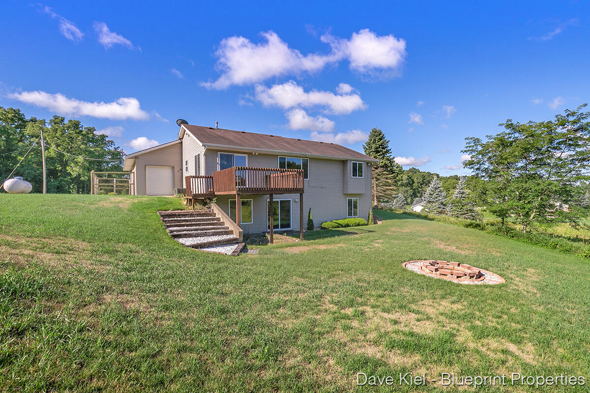7200 Robertson Road Middleville, MI 49333 - Photo 29 of 47 IMG_1029
