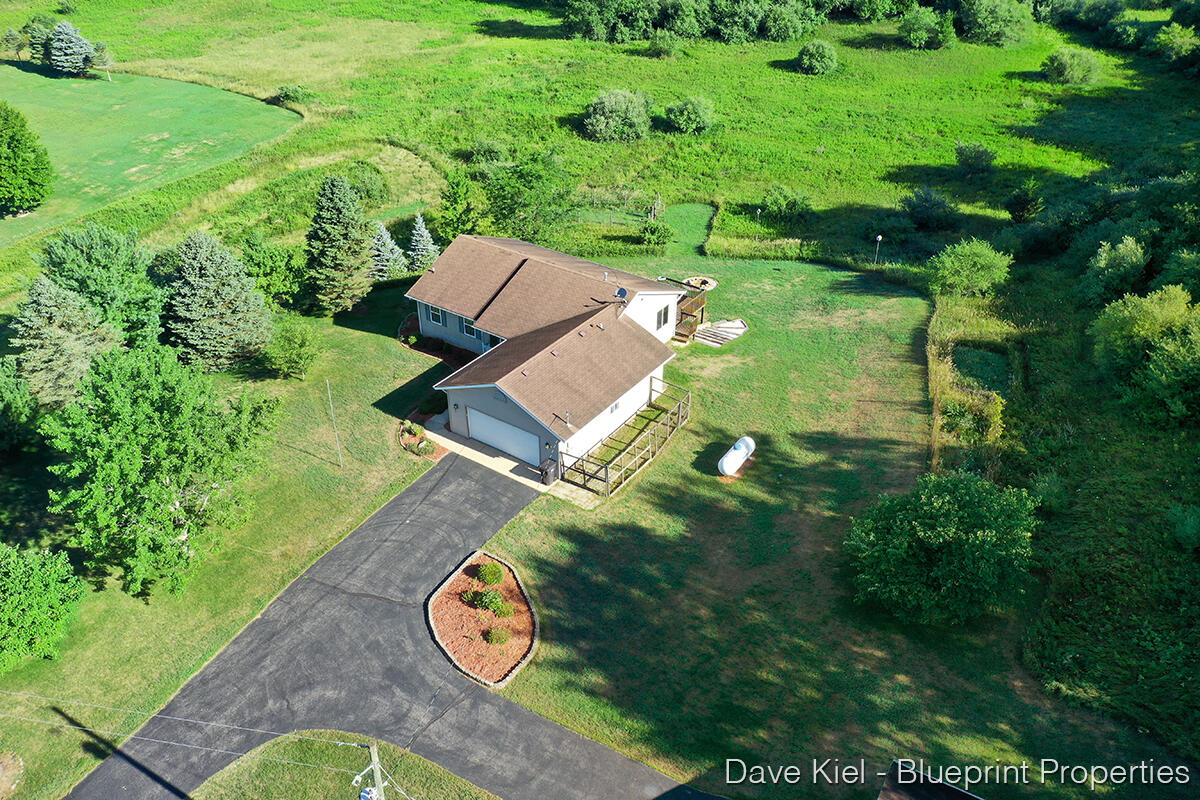 7200 Robertson Road Middleville, MI 49333 - Photo 37 of 47 IMG_1037