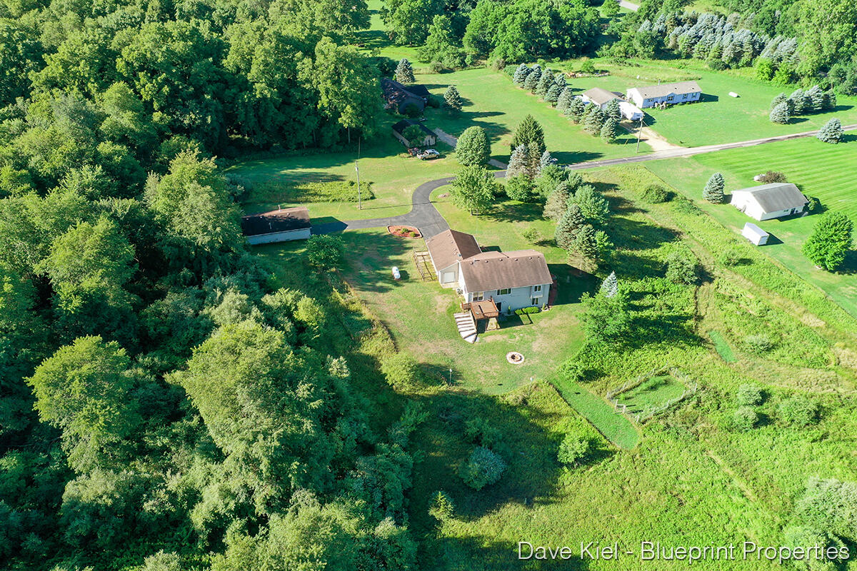 7200 Robertson Road Middleville, MI 49333 - Photo 39 of 47 IMG_1039