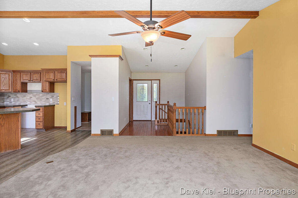 7200 Robertson Road Middleville, MI 49333 - Photo 7 of 47 IMG_1007