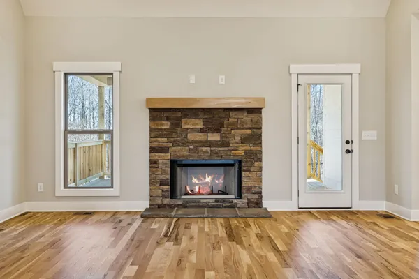 $899,000 | 1183 Hangar Road, Springfield, TN 37172