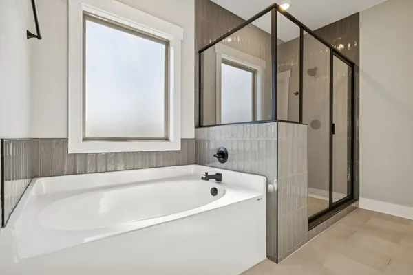 $899,000 | 1183 Hangar Road, Springfield, TN 37172