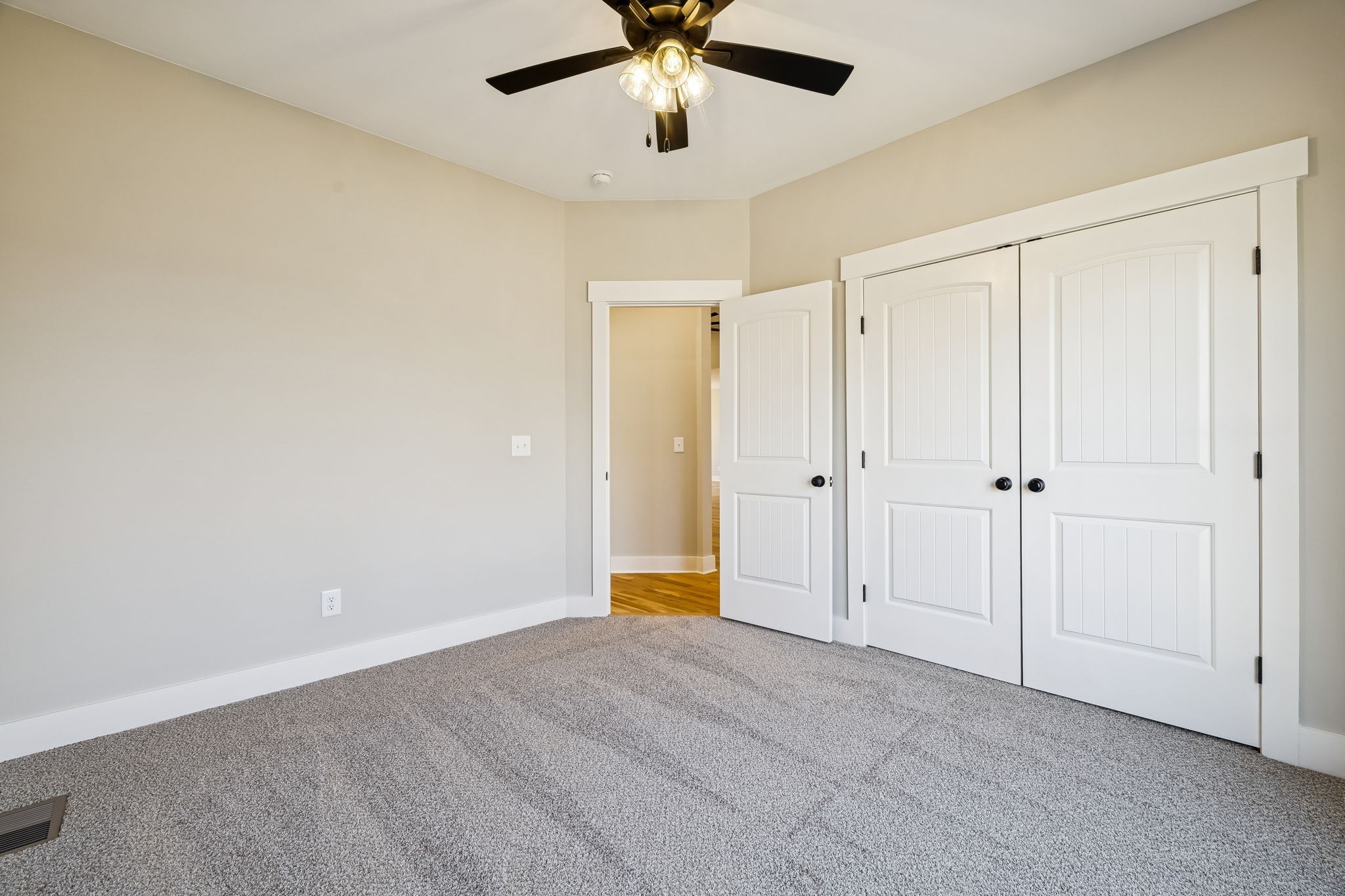 1183 Hangar Road Springfield, TN 37172 - Photo 36 of 69 wooden floor in an empty room