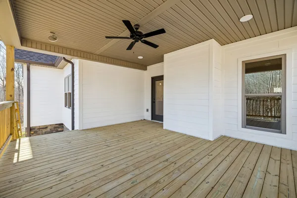 $899,000 | 1183 Hangar Road, Springfield, TN 37172