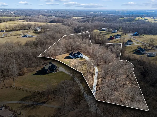 $899,000 | 1183 Hangar Road, Springfield, TN 37172