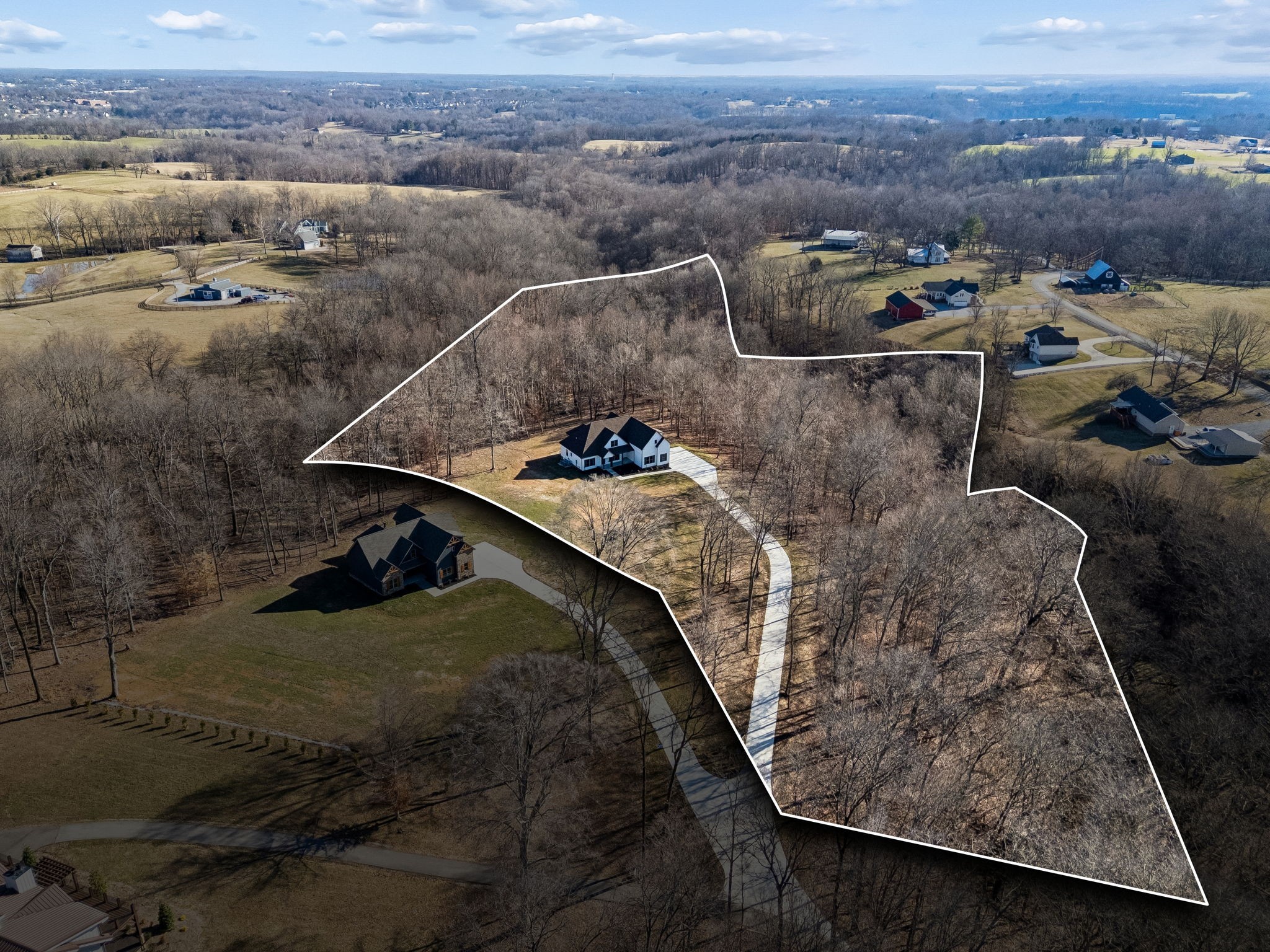 1183 Hangar Road Springfield, TN 37172 - Photo 66 of 69 a view of a sky from a balcony