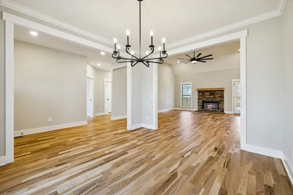 $899,000 | 1183 Hangar Road, Springfield, TN 37172