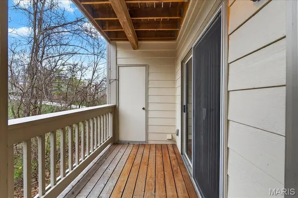 $145,000 | 2306 Canyonlands Drive, Unit D, Maryland Heights, MO 63043