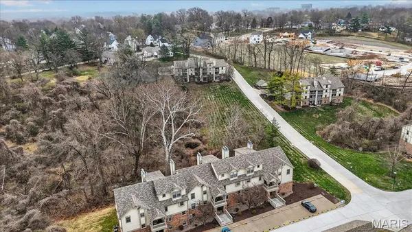 $145,000 | 2306 Canyonlands Drive, Unit D, Maryland Heights, MO 63043
