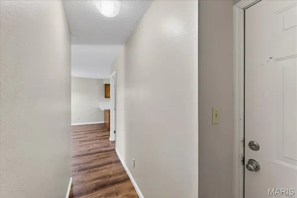 $145,000 | 2306 Canyonlands Drive, Unit D, Maryland Heights, MO 63043