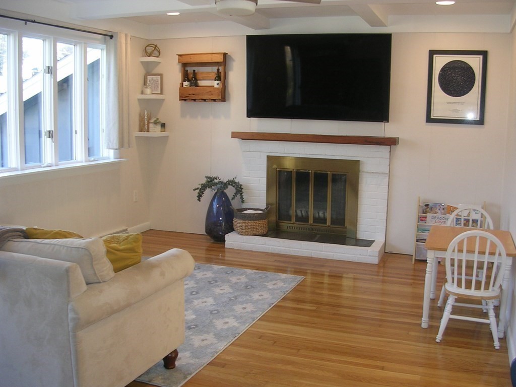 3 Muriel Road Groveland, MA 01834 - Photo 2 of 34 Gallery Image 2
