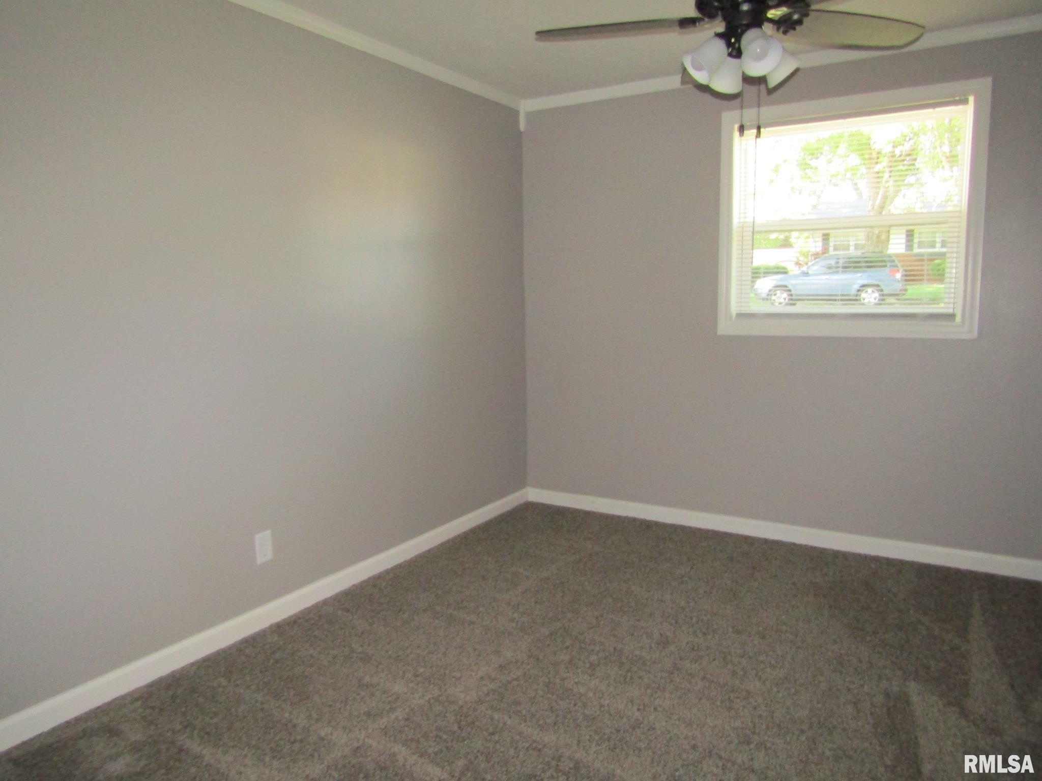 111 Collier Drive Springfield, IL 62704 - Photo 18 of 31