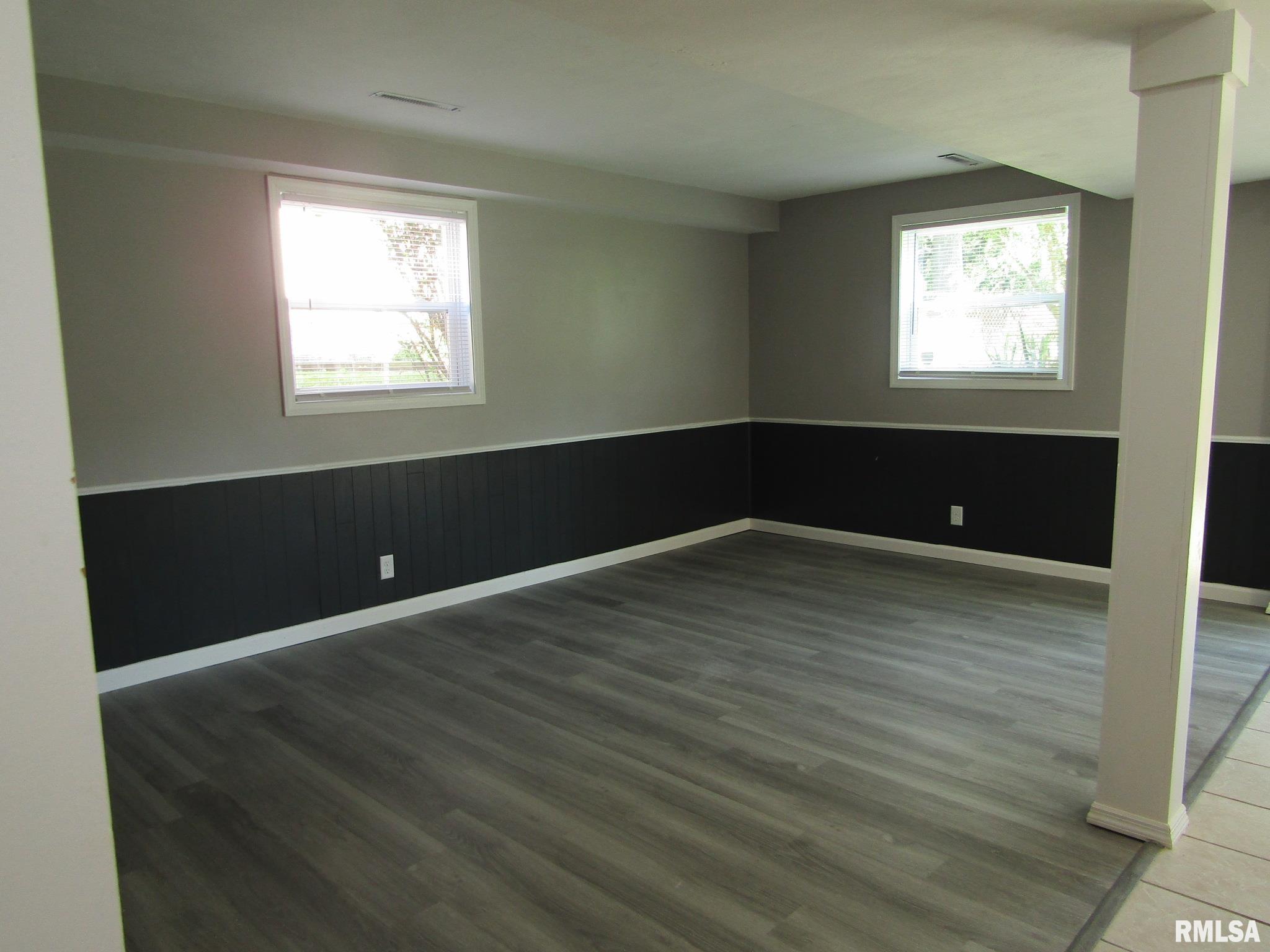 111 Collier Drive Springfield, IL 62704 - Photo 23 of 31