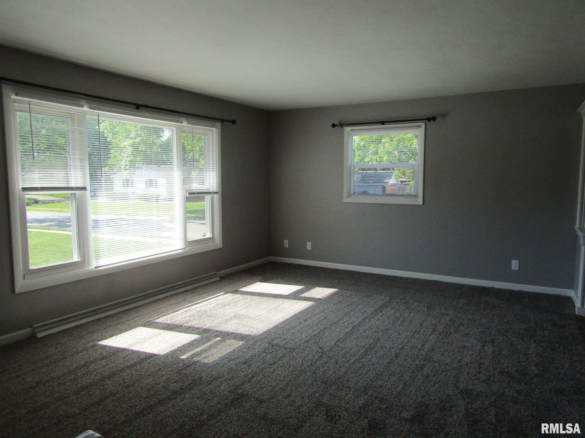 111 Collier Drive Springfield, IL 62704 - Photo 4 of 31