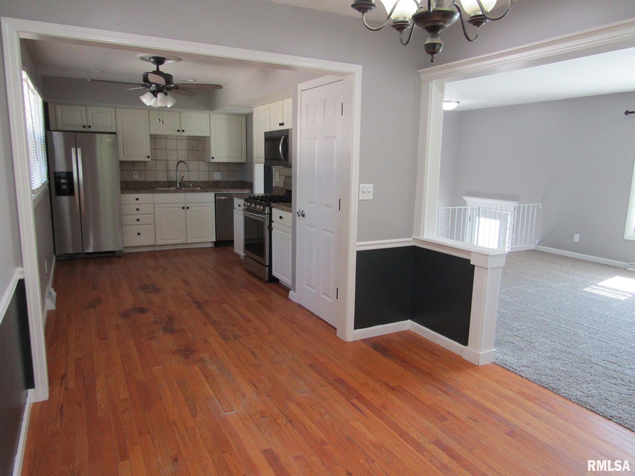 111 Collier Drive Springfield, IL 62704 - Photo 6 of 31
