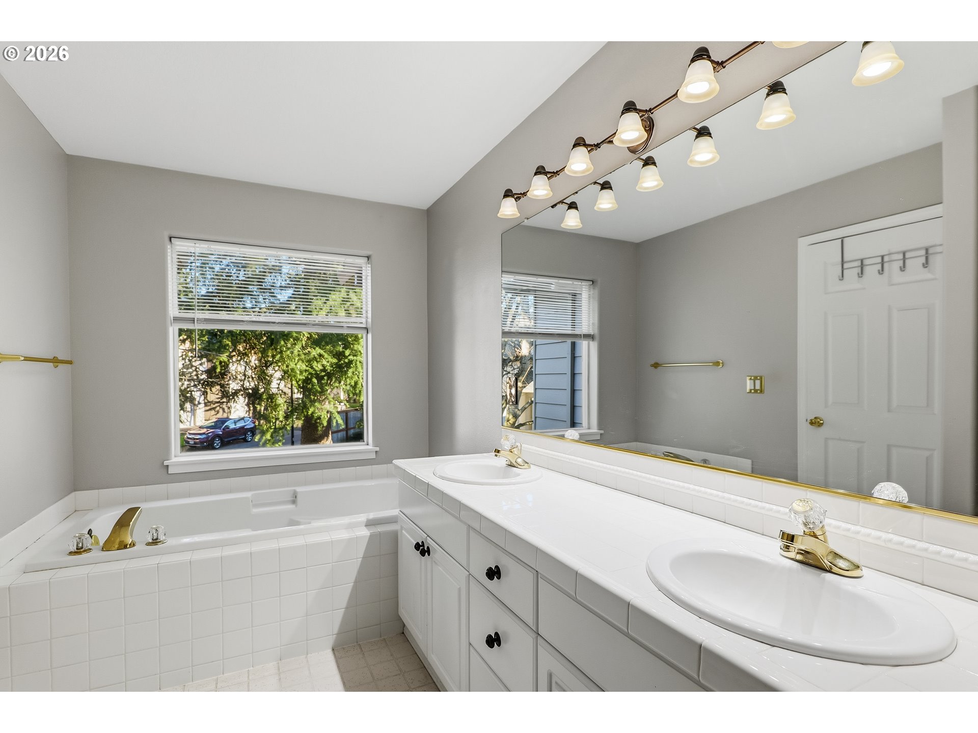 22030 Southwest Grahams Ferry Road, Unit D Tualatin, OR 97062 - Photo 12 of 21