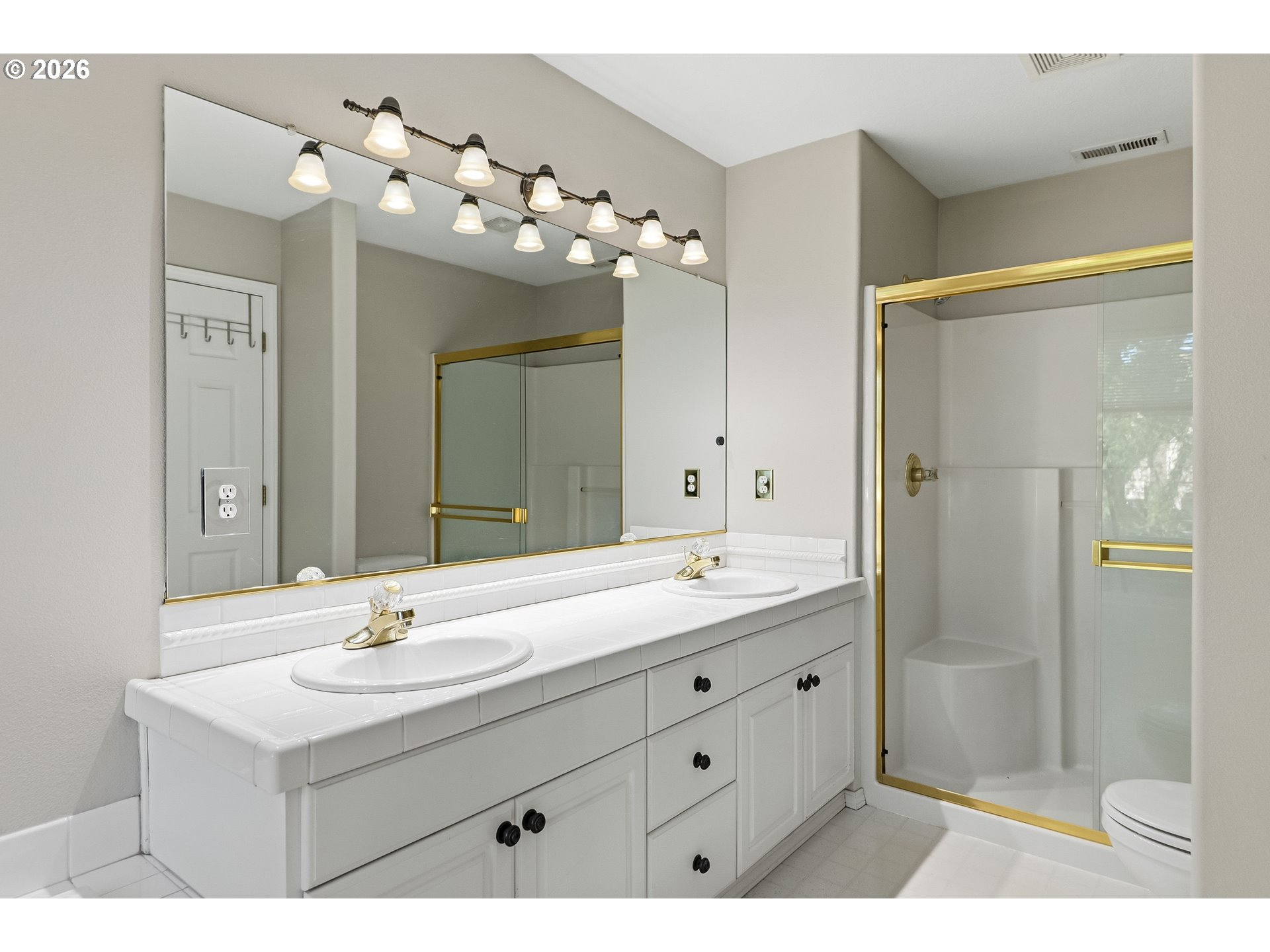 22030 Southwest Grahams Ferry Road, Unit D Tualatin, OR 97062 - Photo 13 of 21