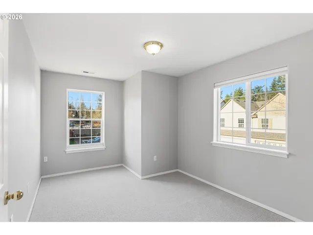 $425,000 | 22030 Southwest Grahams Ferry Road, Unit D, Tualatin, OR 97062